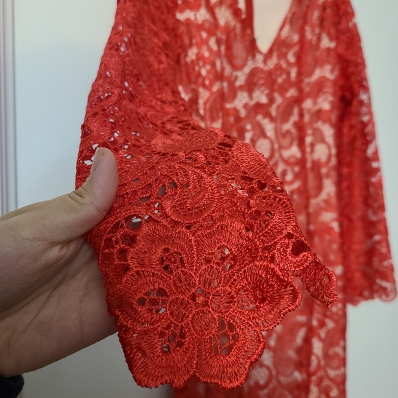 Forever Unique red lace long sleeve V-neck dress - Picture 3 of 14